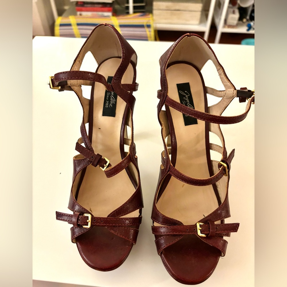 Maroon high heels sandals